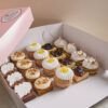 Box degustación. Caja de mini cakes. Pasteleria. Pâtisserie francesa